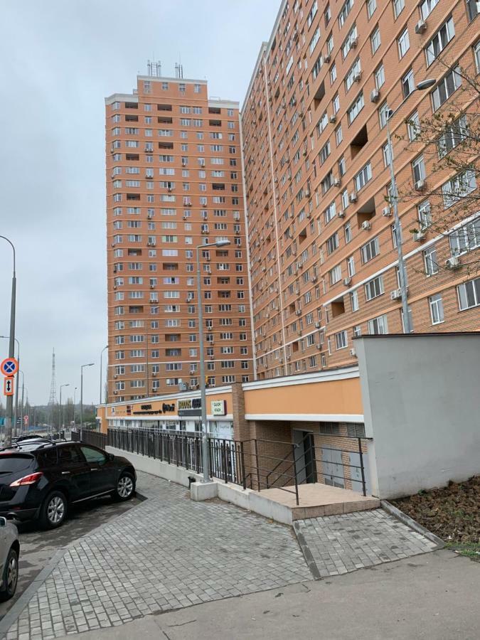 Квартира Возле Автовокзала 敖德萨 外观 照片
